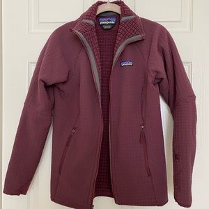 Patagonia women’s r1 full zip jacket